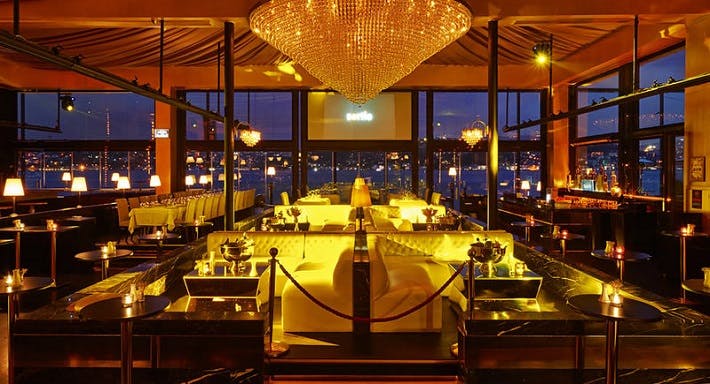 Gecenin Parıltısı: Şehrin En İyi Gece Kulübü ve Restoranlarının yer aldığı Kuruçeşme Sortie’de parlar…