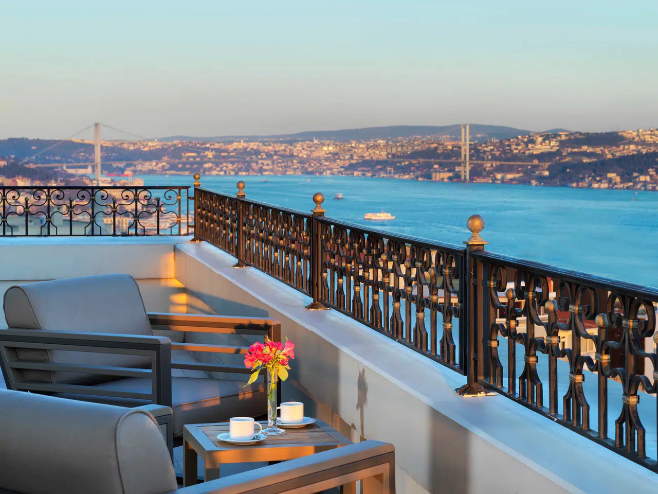 Babalar Günü’nde Lüks ve Huzur CVK Park Bosphorus Hotel İstanbul’da Buluşuyor